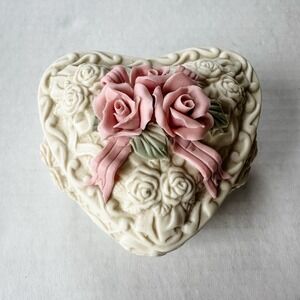 Ceramic‎ Floral Heart Trinket Box 1990's (3 Inch)